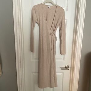 Old Navy Ribbed Knit Neutral Cream Wrap Dress